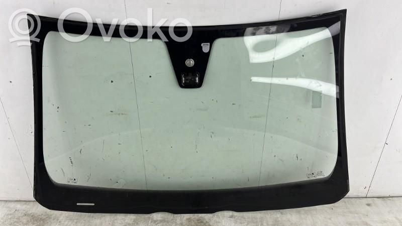 Volvo C30 Front windscreen/windshield window 
