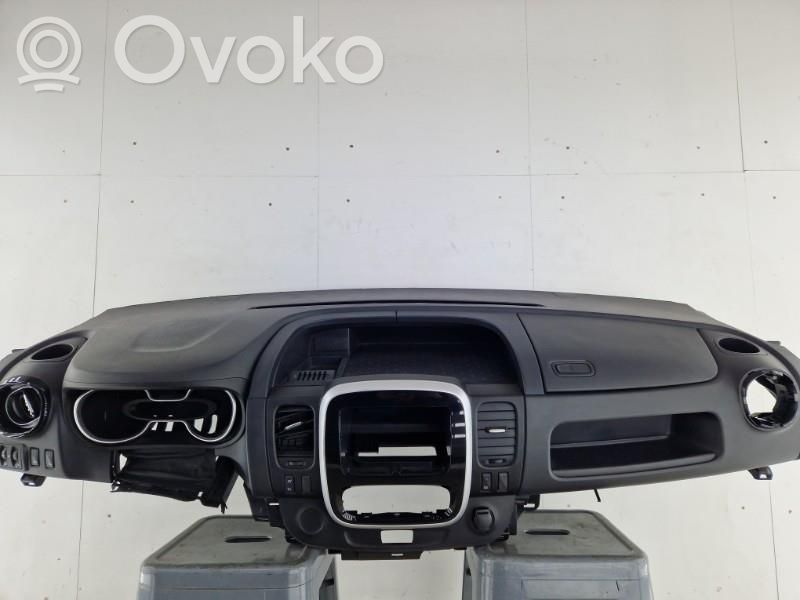 Renault Trafic III (X82) Dashboard 