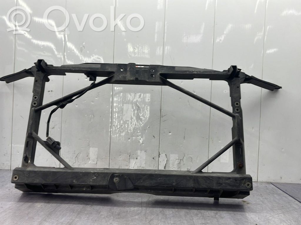 Mazda 6 Viršutinė dalis radiatorių panelės (televizoriaus) 