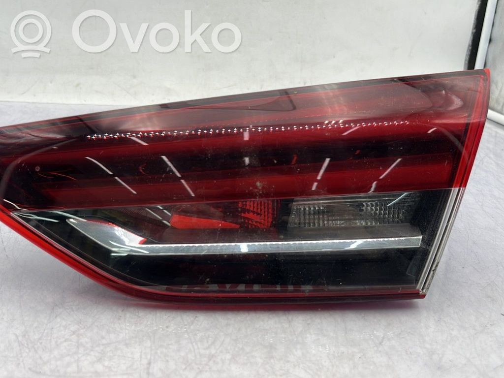 Opel Insignia B Lampă spate în capacul portbagajului 