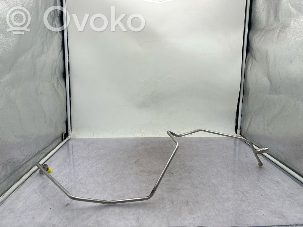 Ilmastointilaitteen putki (A/C)   924403VV0A