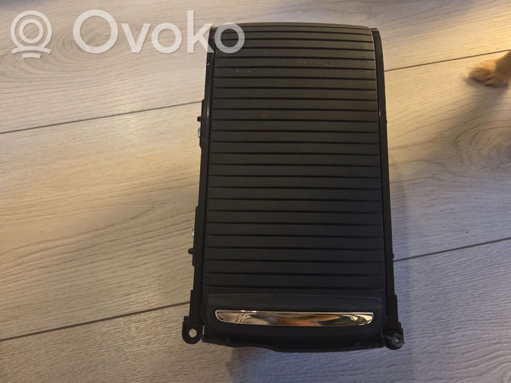 Opel Mokka X Daiktadėžė centrinės konsolės 