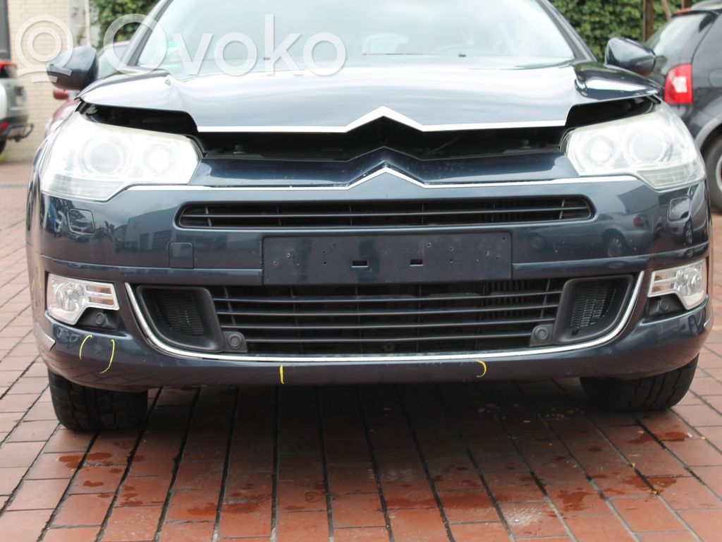 Front bumper   7401NS