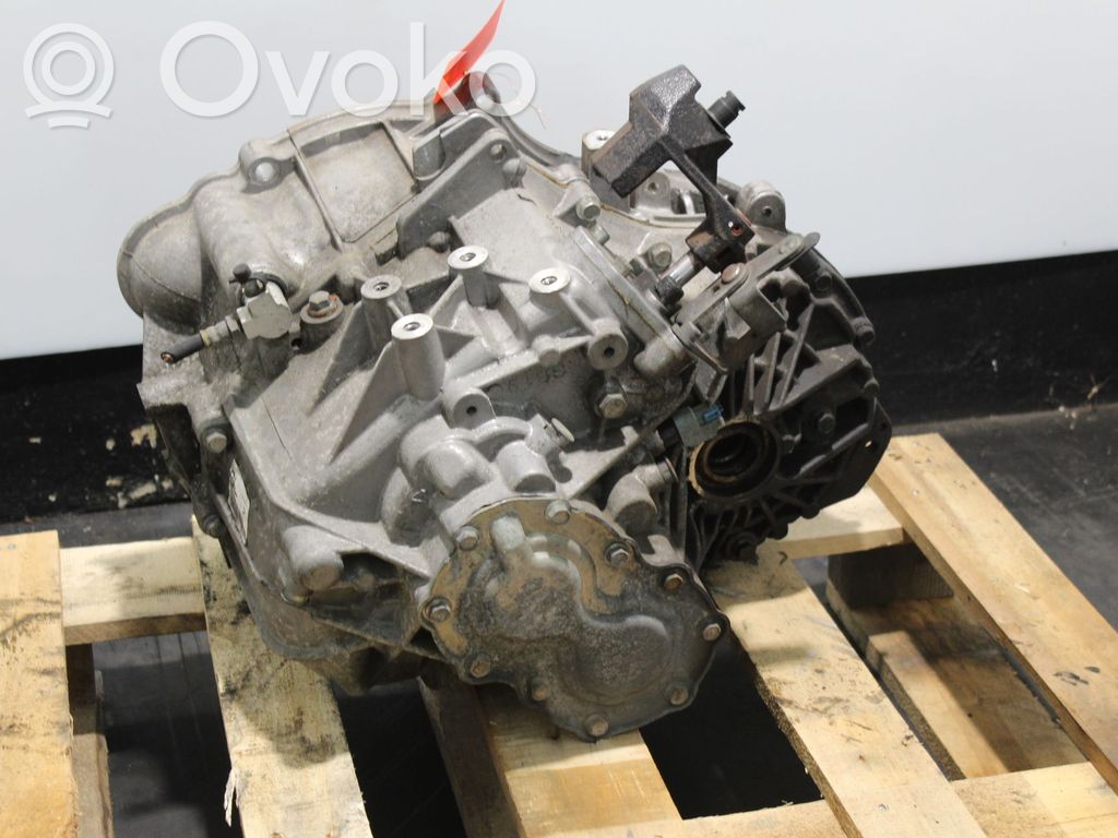 Opel Antara Caja de cambios manual de 5 velocidades 