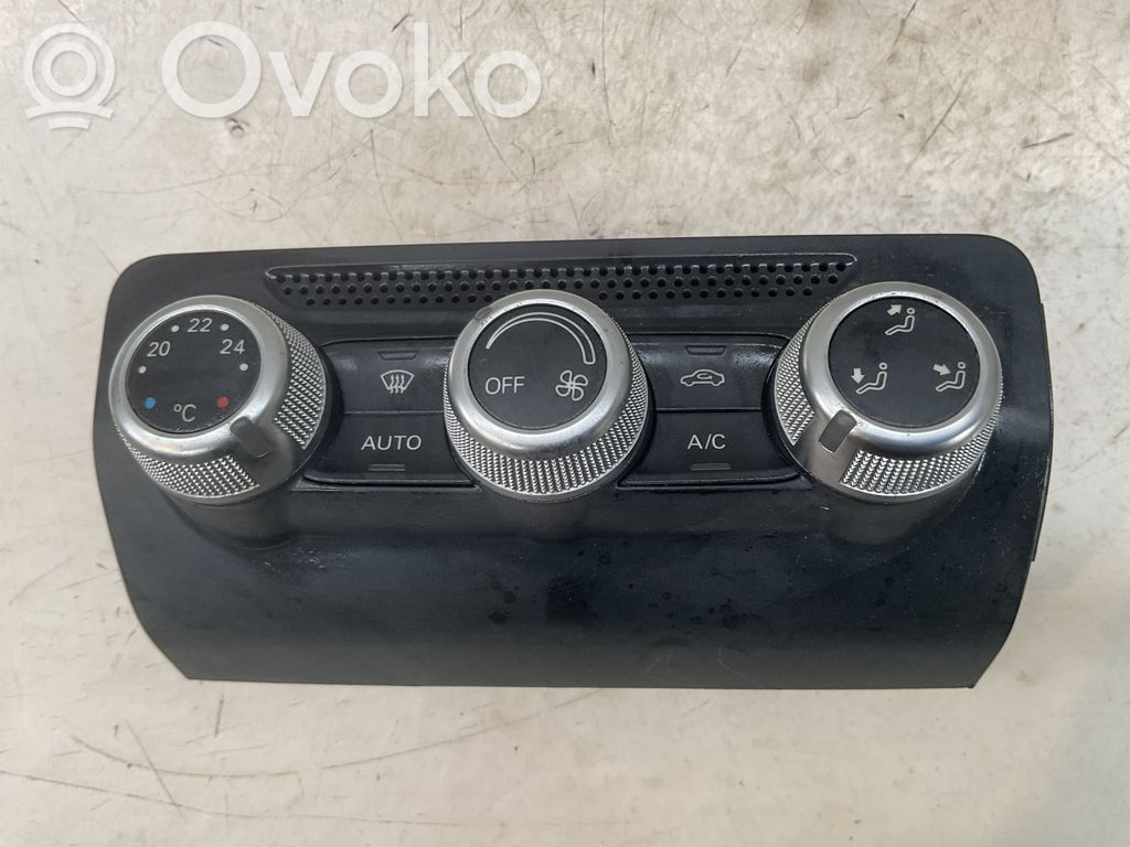 Audi A1 Climate control unit 