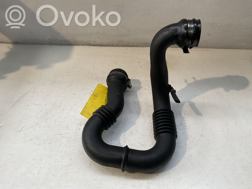 Renault Trafic II (X83) Intercooler hose/pipe 