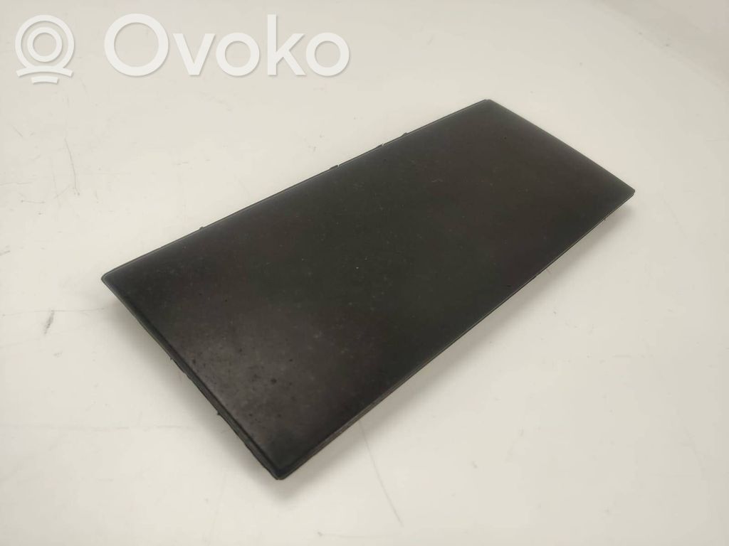 BMW 5 E34 Front tow hook cap/cover 