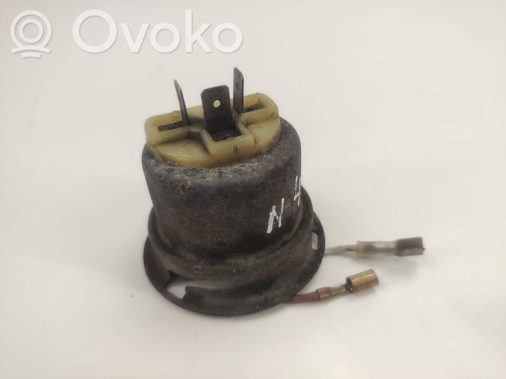 BMW 3 E21 Deckel Abdeckung Scheinwerfer 
