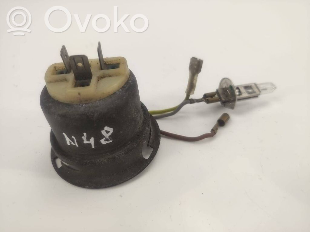 Deckel Abdeckung Scheinwerfer   63121373321