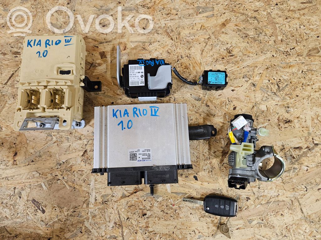 KIA Rio Engine control unit/module 