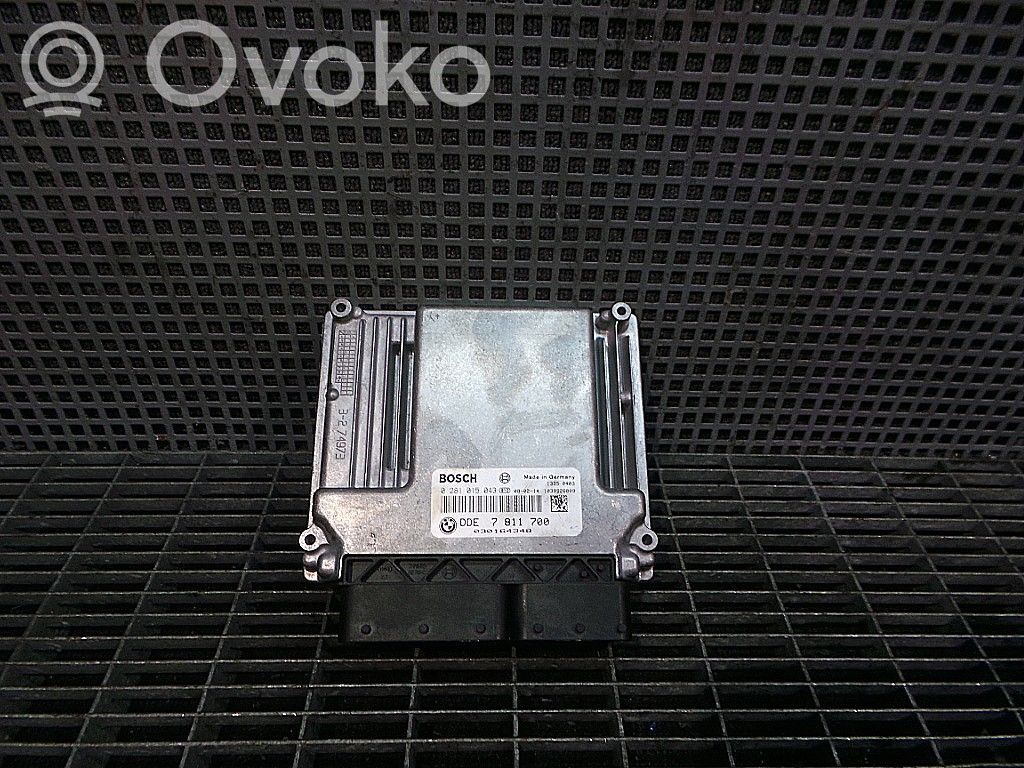 Engine control unit/module   281015043