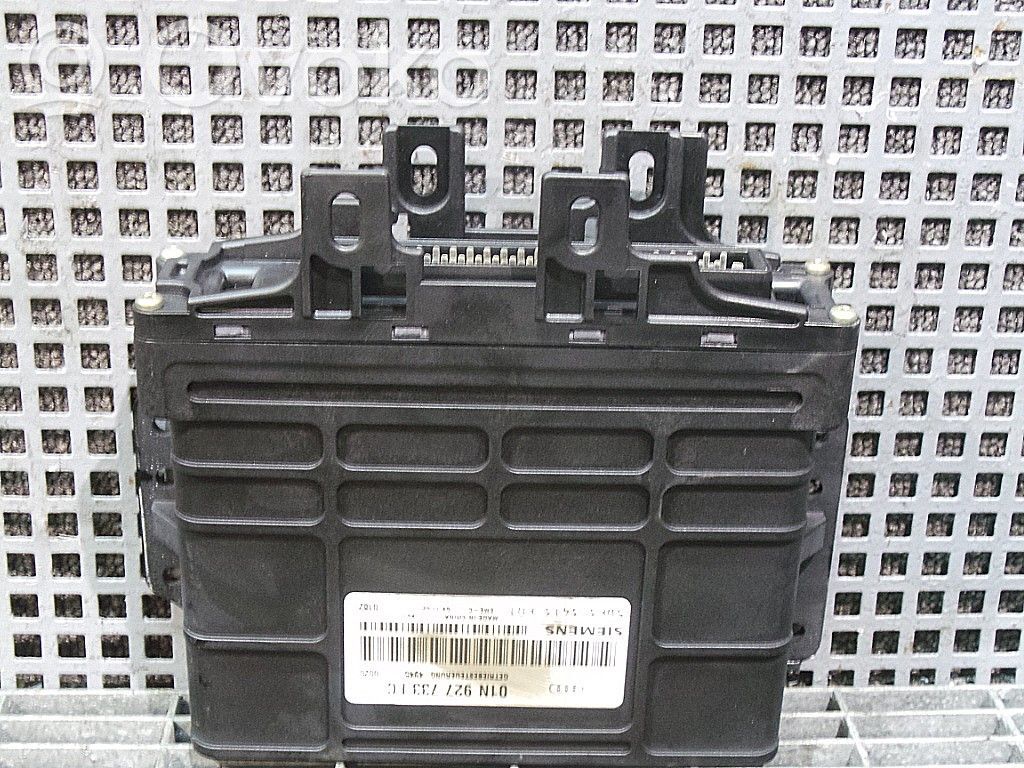 Volkswagen PASSAT B5.5 Centralina/modulo scatola del cambio