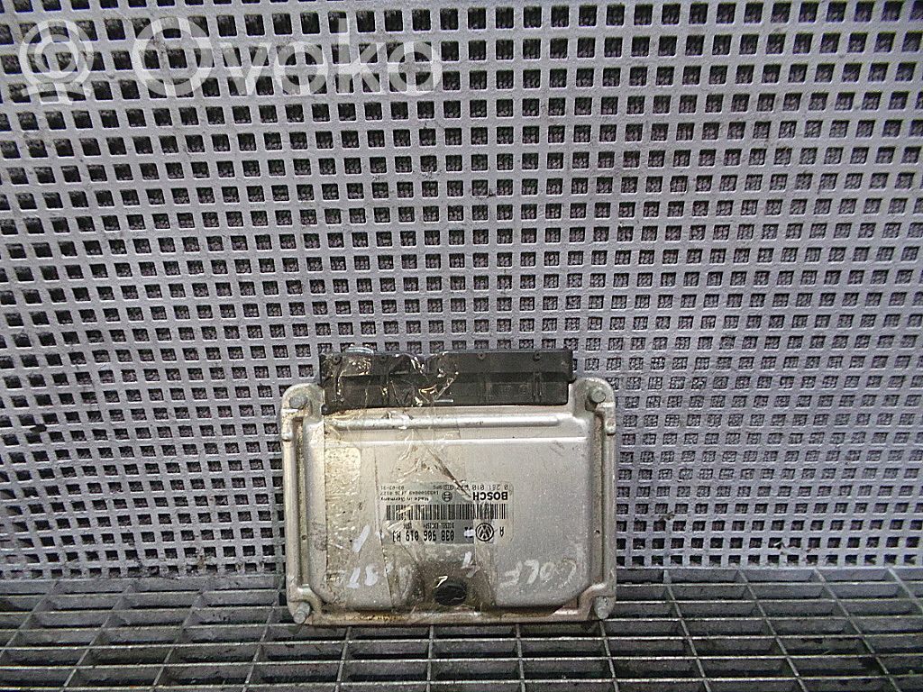 Volkswagen Golf IV Unitate/modul de control motor