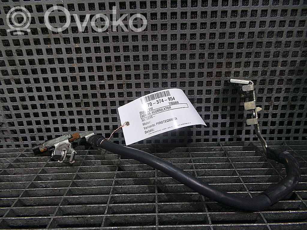 Volkswagen Tiguan Cavo positivo (batteria) 