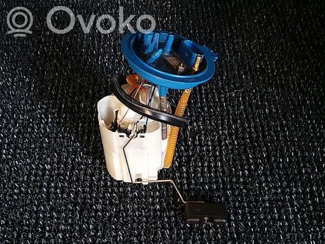 Volkswagen Golf VII Pompă combustibil în rezervor 