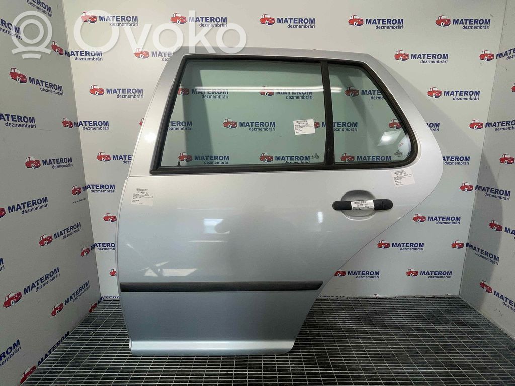 Volkswagen Golf IV Puerta trasera 