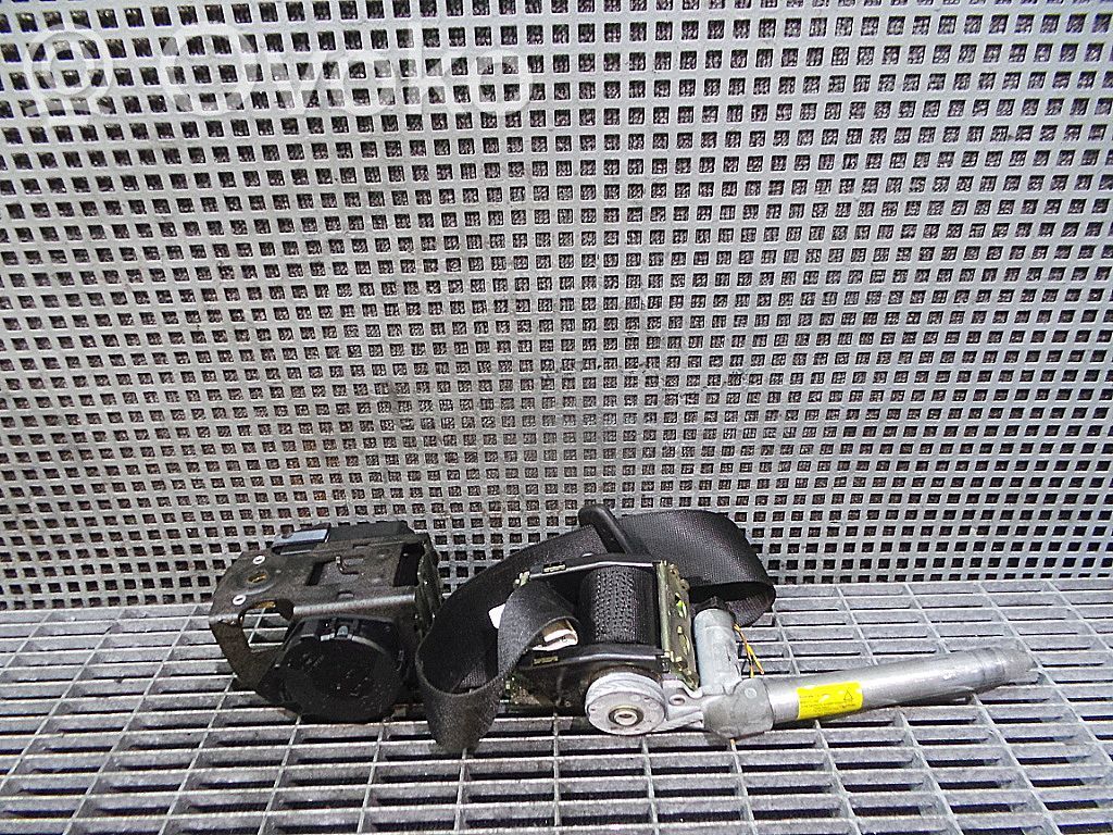 BMW 7 E65 E66 Cinturón trasero 