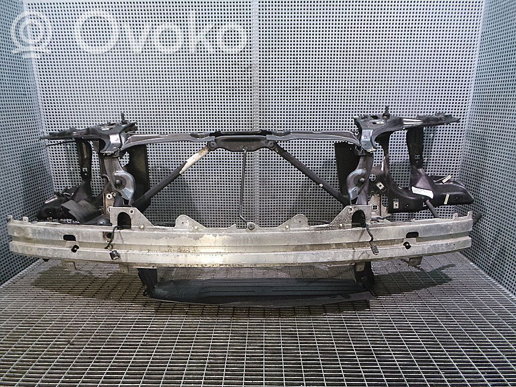 BMW 7 E65 E66 Radiatoru panelis 