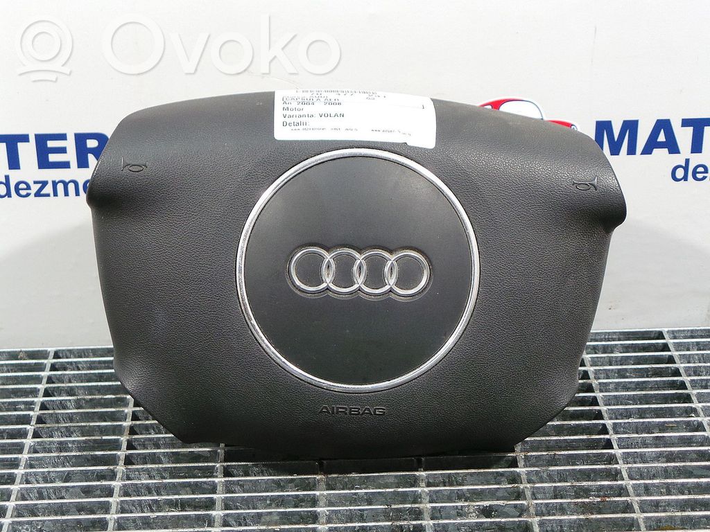 Audi A3 S3 8P Ohjauspyörän turvatyyny 