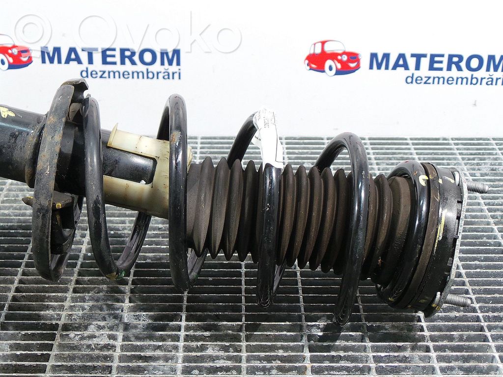 Front coil spring   1932093