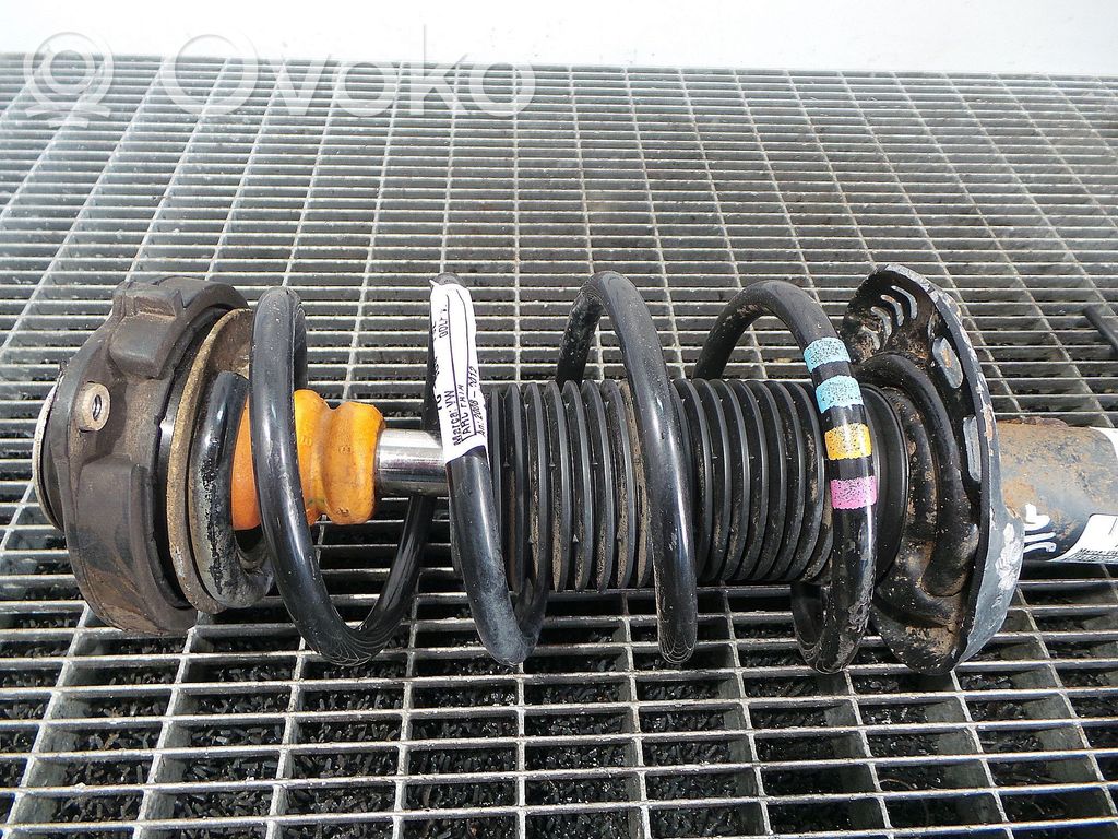 Volkswagen Golf VI Etukierrejousi 