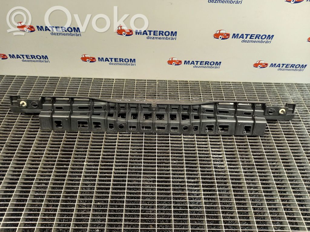 Peugeot 5008 Soporte de montaje del parachoques trasero 