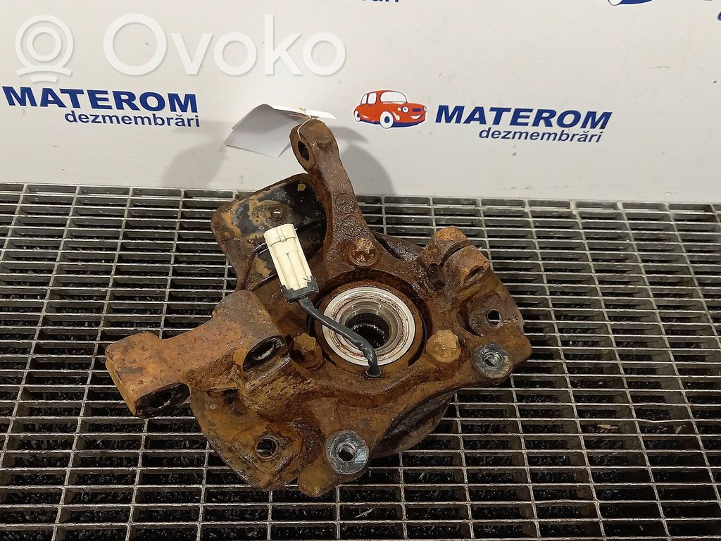 Opel Astra G Cubo de rueda delantera 