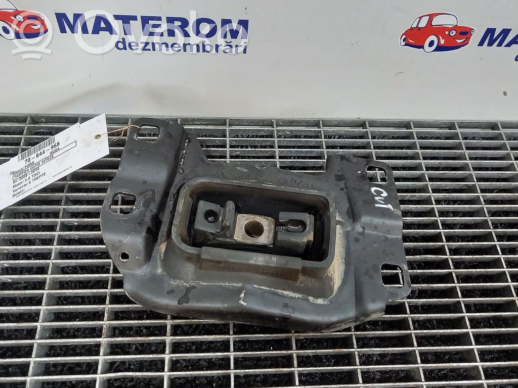Ford Kuga I Pārnesumkārbas stiprinājuma kronšteins 