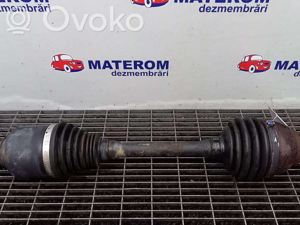 Mercedes-Benz A W169 Półoś przednia 