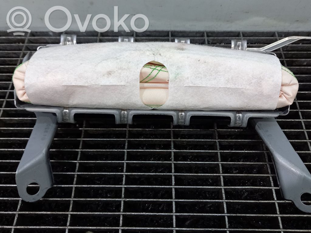 Toyota RAV 4 (XA40) Airbag per le ginocchia 