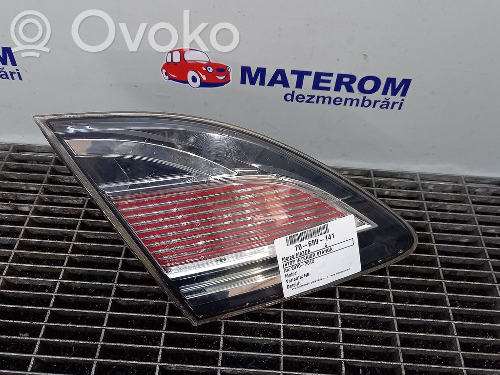 Lampy tylnej klapy bagażnika   GDK1513G0C