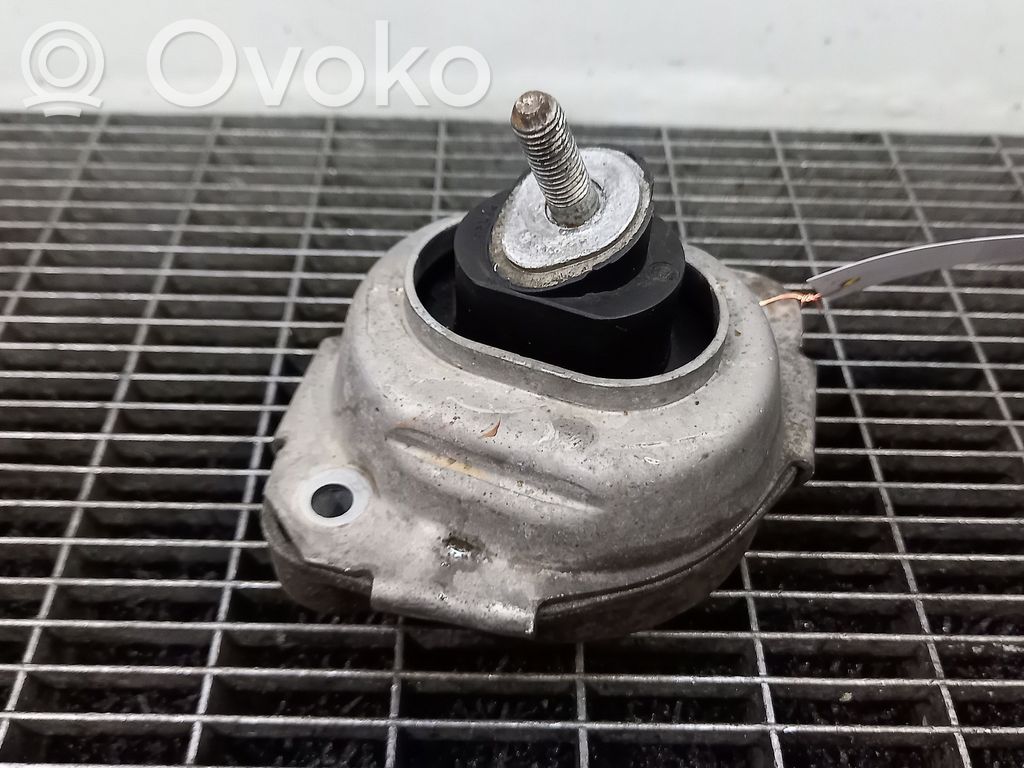 BMW X3 E83 Engine mount bracket 