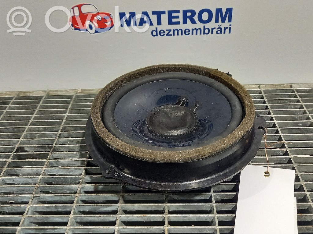 Ford Kuga II Front door speaker 