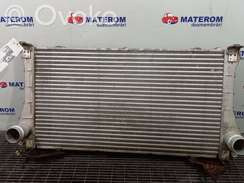Toyota Avensis T270 Radiator intercooler 