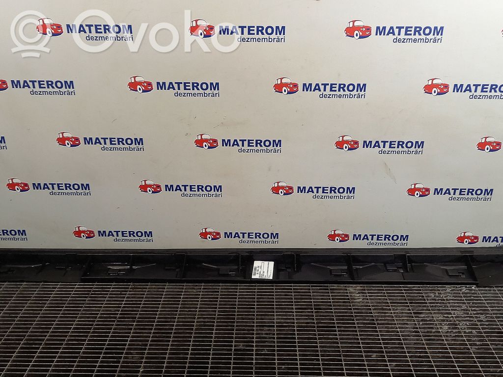 Listón sujeción faldón   KD5351P40C