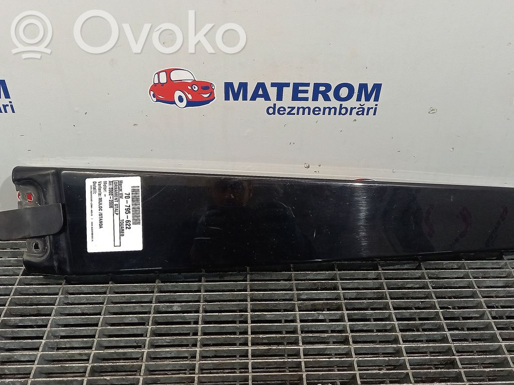 Volkswagen Touareg I Rivestimento montante (A) 
