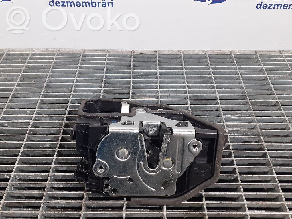 BMW 5 F10 F11 Serratura portiera posteriore