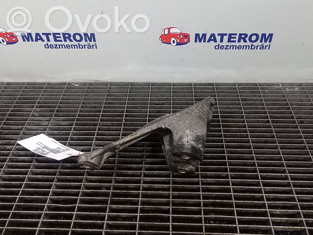 Audi A6 S6 C6 4F Engine mount bracket 