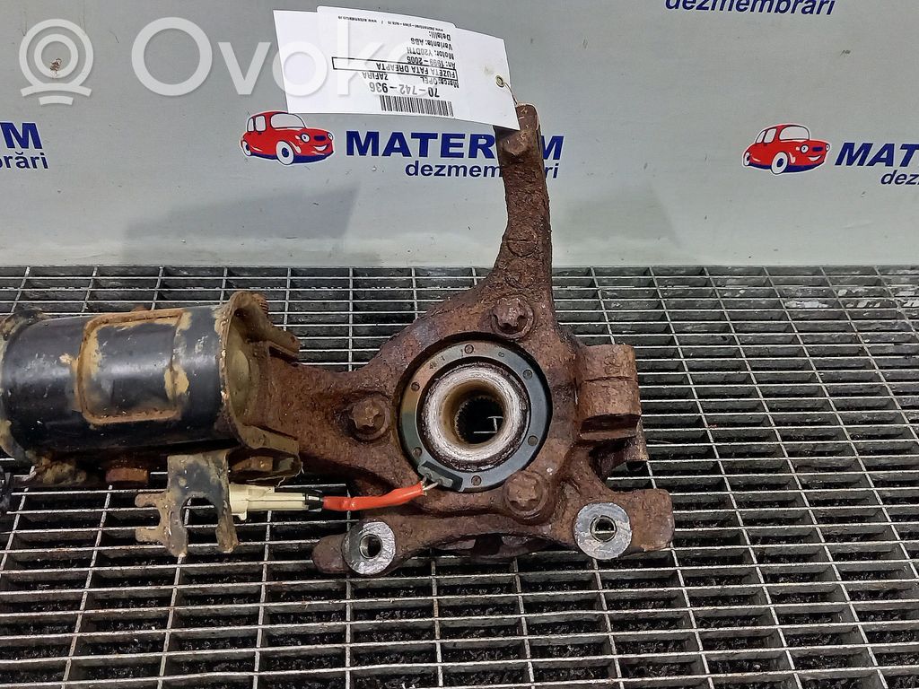 Achsschenkel vorne   90498809
