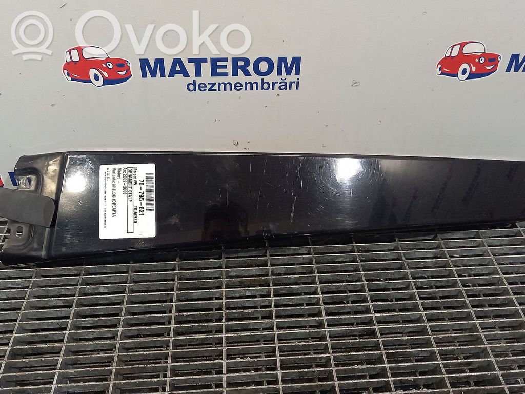 Volkswagen Touareg I Rivestimento montante (A) 