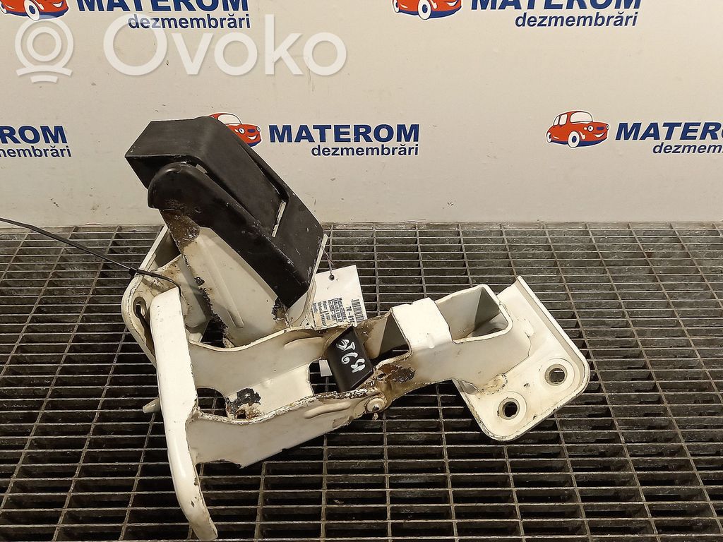 Tailgate/trunk/boot hinge   871780
