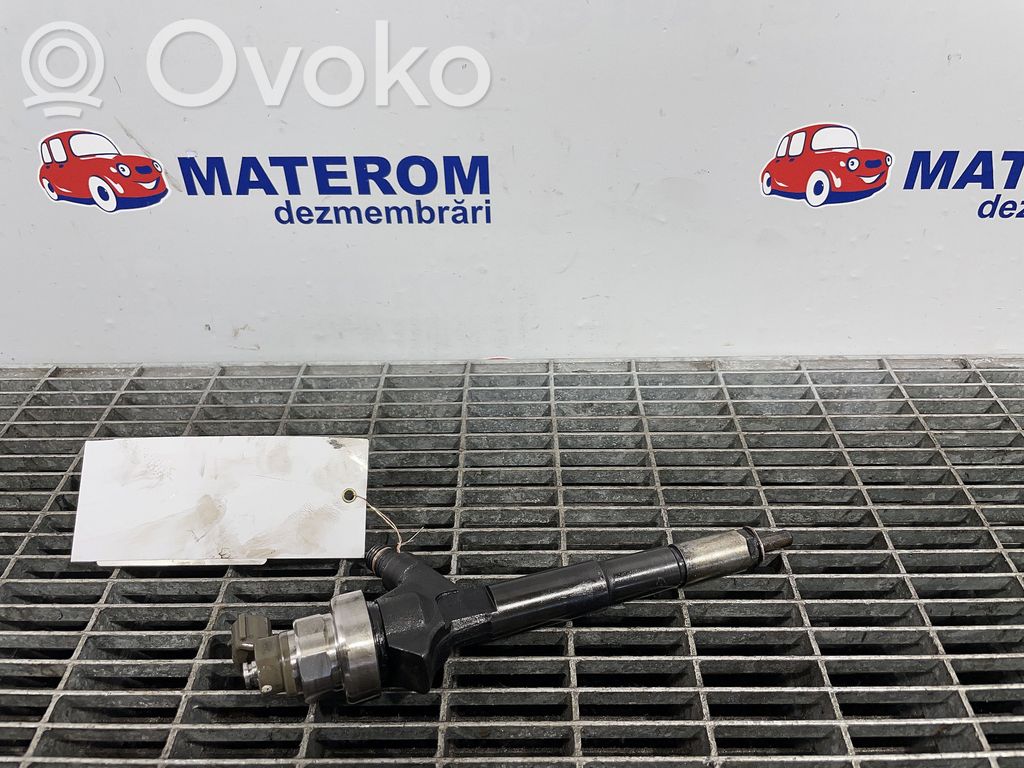 Opel Astra J Inyector de combustible 