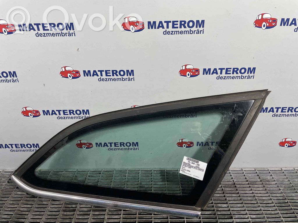 Ford Focus Rear side window 