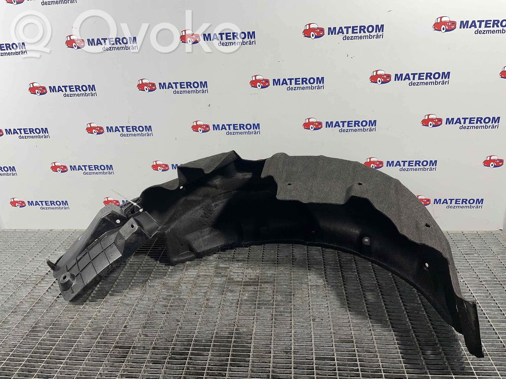 Toyota Avensis T270 Rivestimento paraspruzzi parafango posteriore