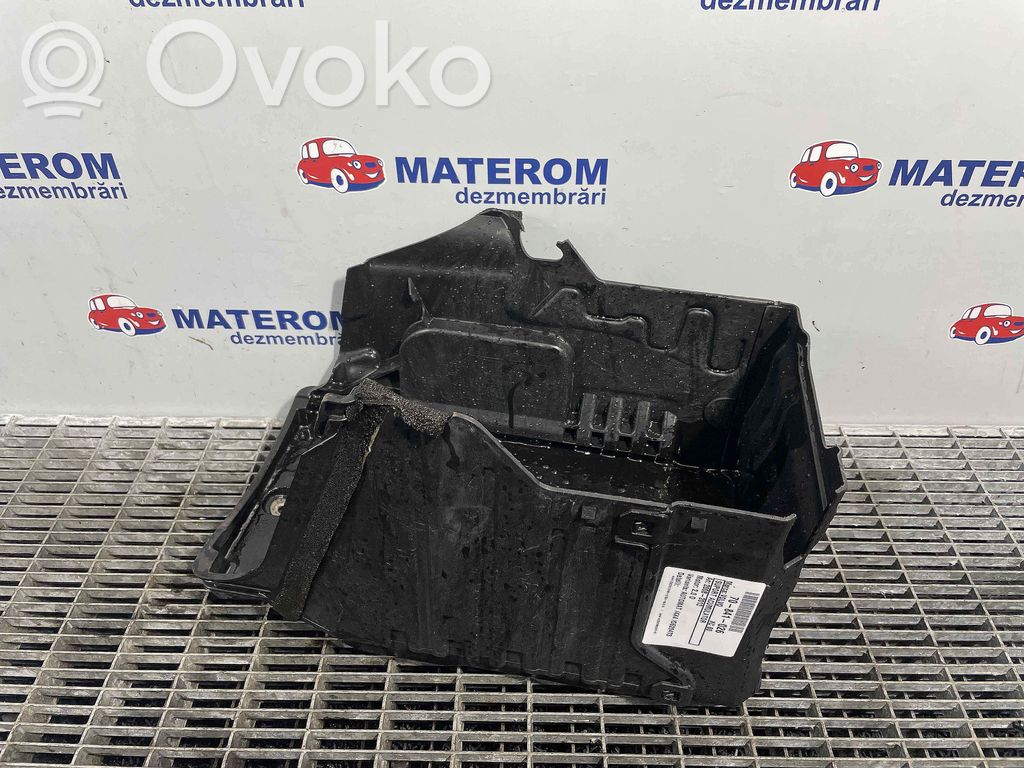 Volvo XC60 Variklio pagalvė 