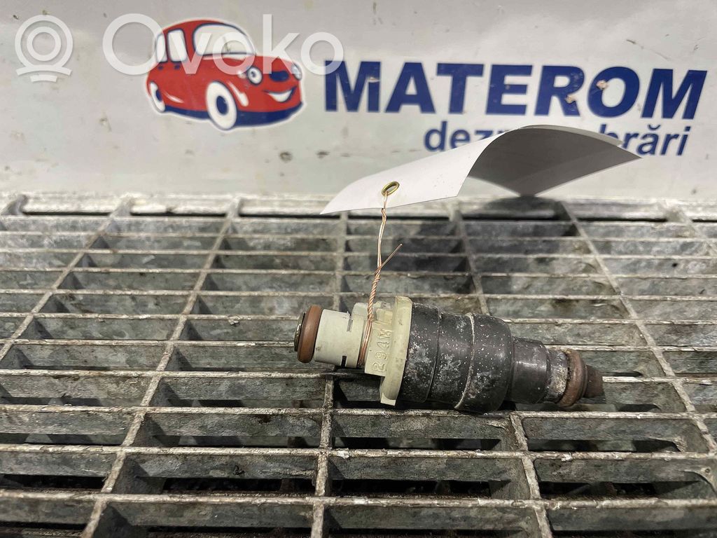 Inyector de combustible   078133551D