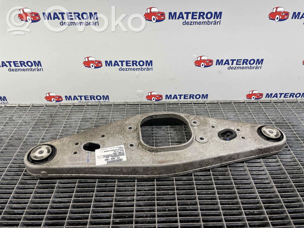 Mercedes-Benz CLS C219 Rear differential mounting bracket 