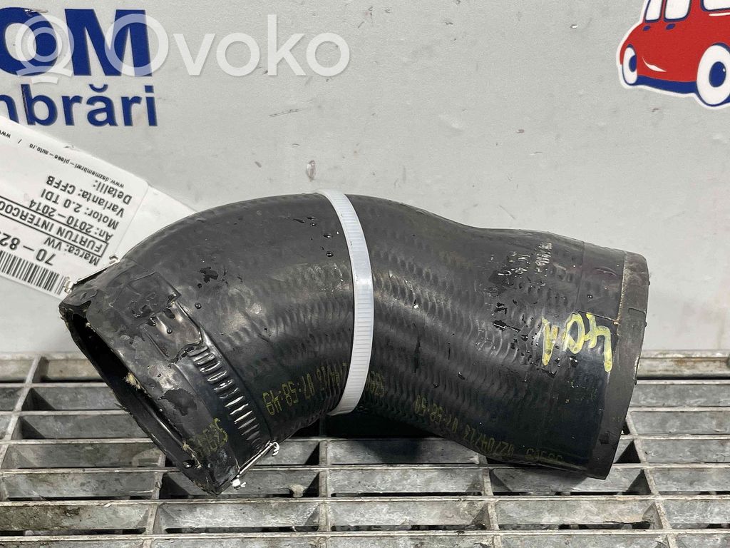 Volkswagen PASSAT B7 Wąż / Rura intercoolera 