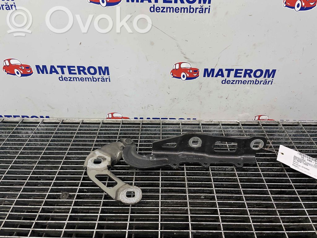 Ford Focus Engine bonnet/hood hinges 