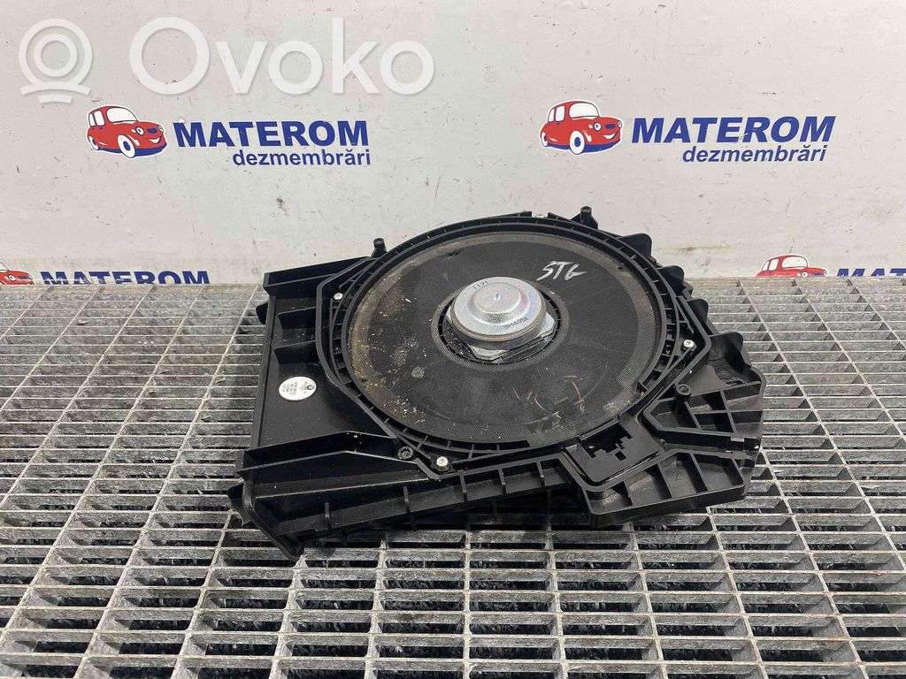 BMW 5 F10 F11 Difuzor în panou 